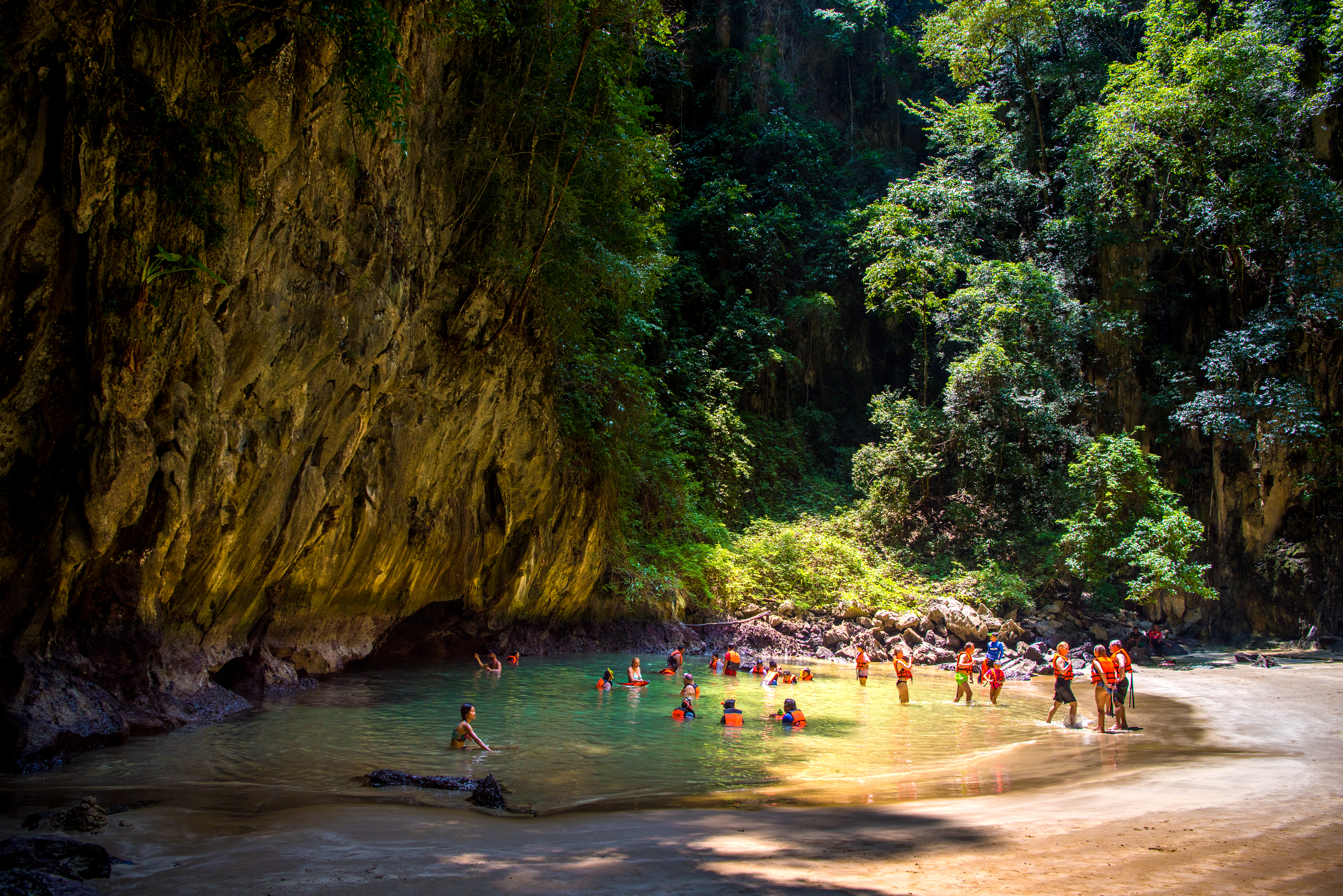  Discover Talay Trang